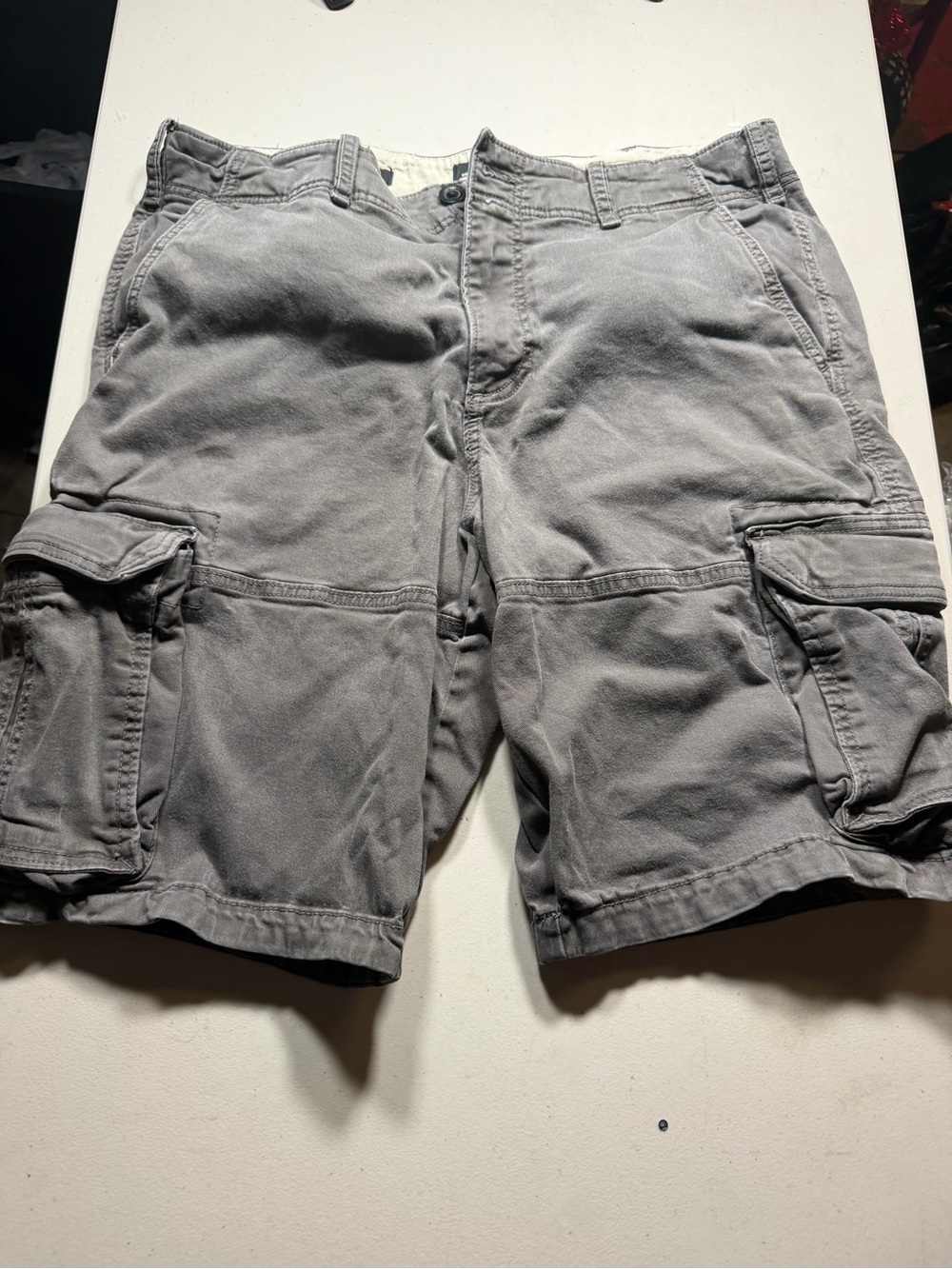 Hollister Men's Gray Cargo Shorts - Casual Pocketed Style Hollister